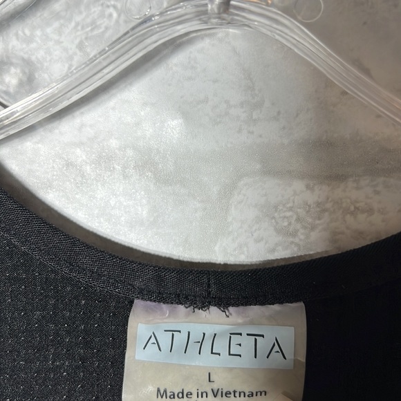 Athleta racerback tank size large - Picture 5 of 11